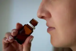 Дали кашлате многу? Овие есенцијални масла можат да помогнат!